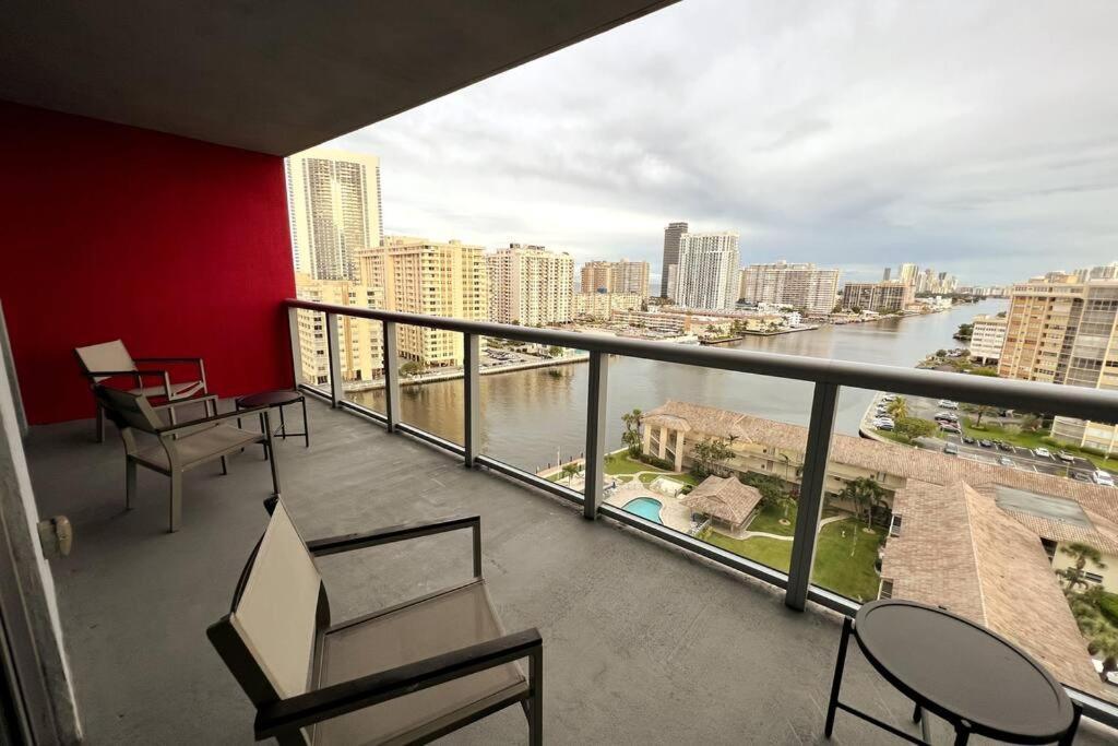 Beachwalk 1B 1B Incredible View Apartment 14 A Hallandale Beach Εξωτερικό φωτογραφία