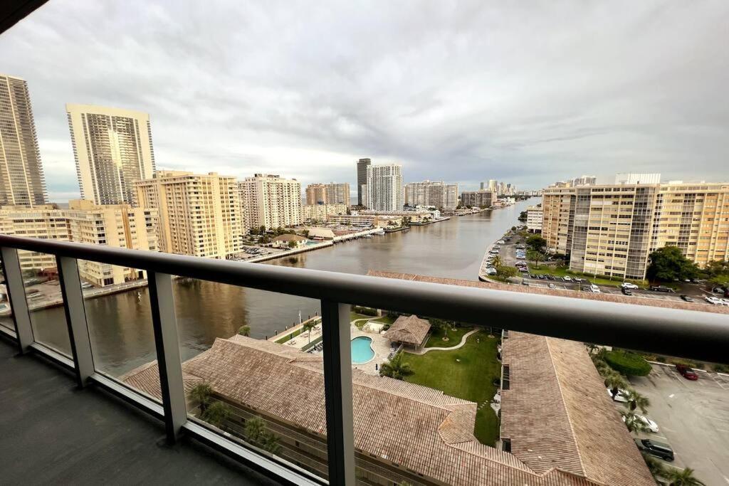 Beachwalk 1B 1B Incredible View Apartment 14 A Hallandale Beach Εξωτερικό φωτογραφία